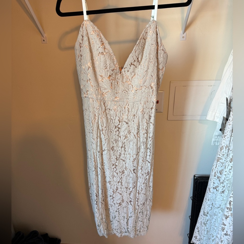 Lace dress from Vici